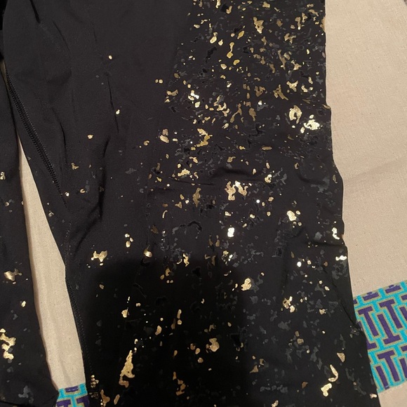 Lululemon Leggings - Picture 3 of 5